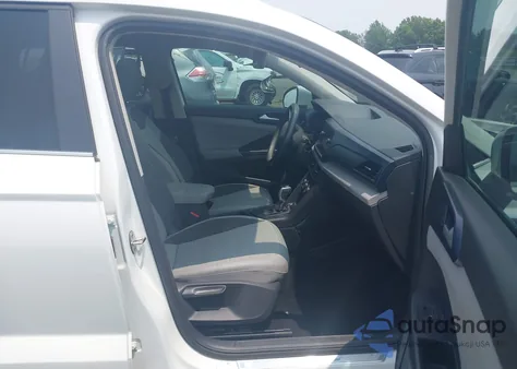 2023 Volkswagen Taos 1.5T Se from USA, damaged, VIN 3VVEX7B2XPM310321